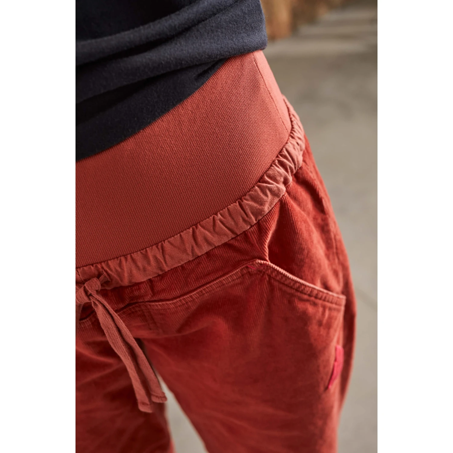 Maloja ZareraM. Adventure Women's Pants - Chocolate 8775 5 Maloja ZareraM. Adventure Women's Pants - Chocolate 8775 - Image 5