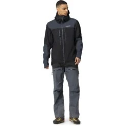 Norrona Trollveggen Gore-Tex Pro Light Jacket Men - Caviar/Cool Black -Outdoor Sports Store norrona trollveggen gore tex pro light jacket men caviar cool black 2 1464822