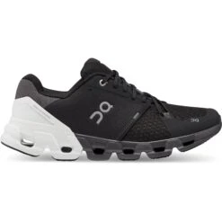 Outdoor Sports Store 27 On Running On Cloudflyer 4 Wide Running Shoe - Black & White